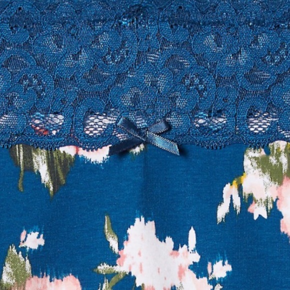 🆕 Cotton Mid Rise Cheeky Lace Trim Panty 3 3X 22 24 NWT Torrid New! - Picture 3 of 4